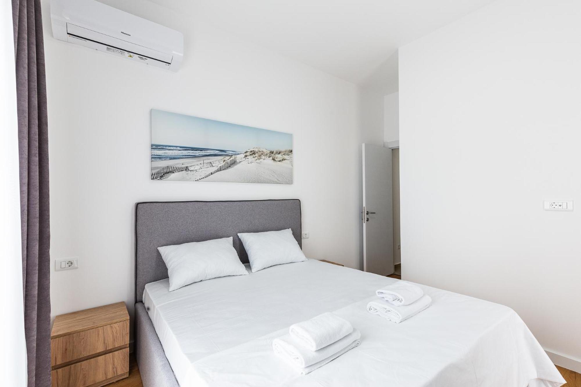 Sunny Side Wellness Resort & Spa Будва Экстерьер фото