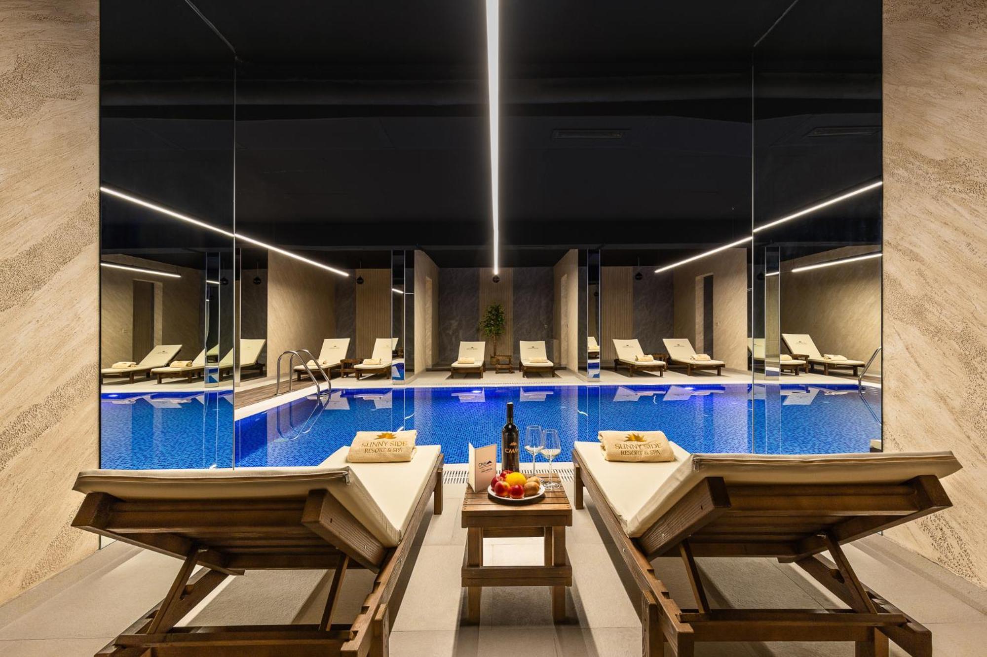 Sunny Side Wellness Resort & Spa Будва Экстерьер фото